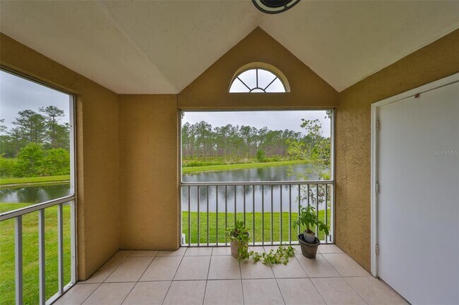 Building Photo - 9481 Highland Oak Dr