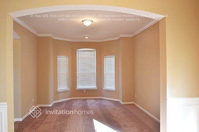 Foto del edificio - 3745 Briar Ln