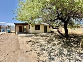 Building Photo - 4832 S 37th Ave