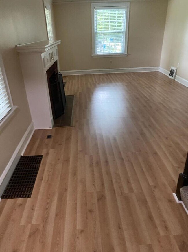 Foto del edificio - 2532 Plainfield Rd