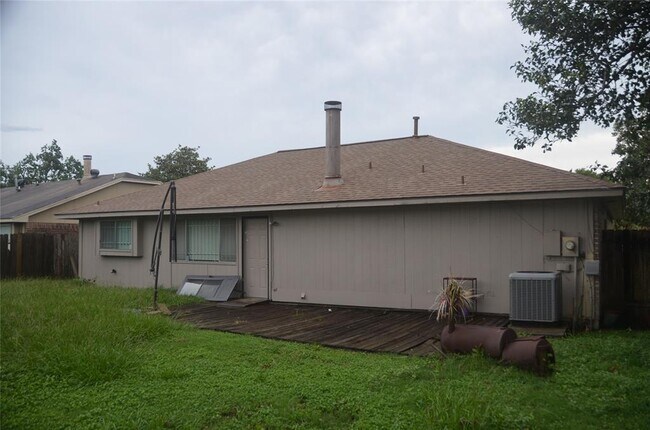 Foto del edificio - 3407 Sandbrook Dr