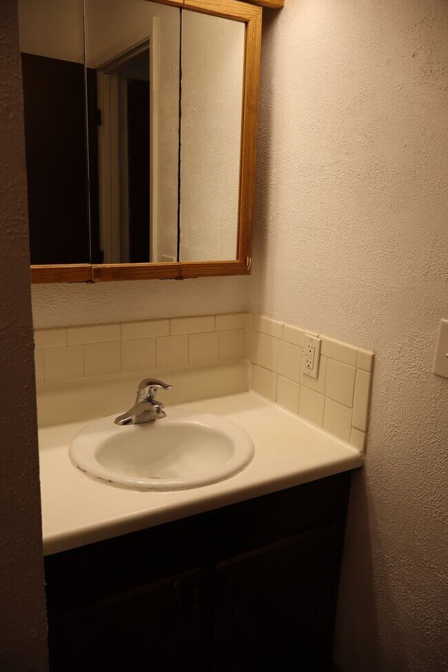 Foto del edificio - 2305 Southridge Dr