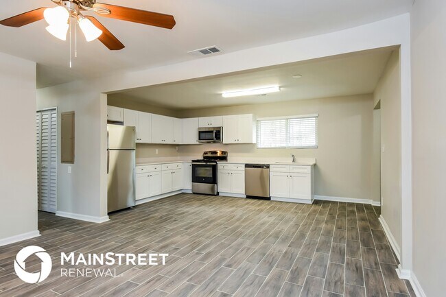 Foto del edificio - 3715 Meadowview Dr