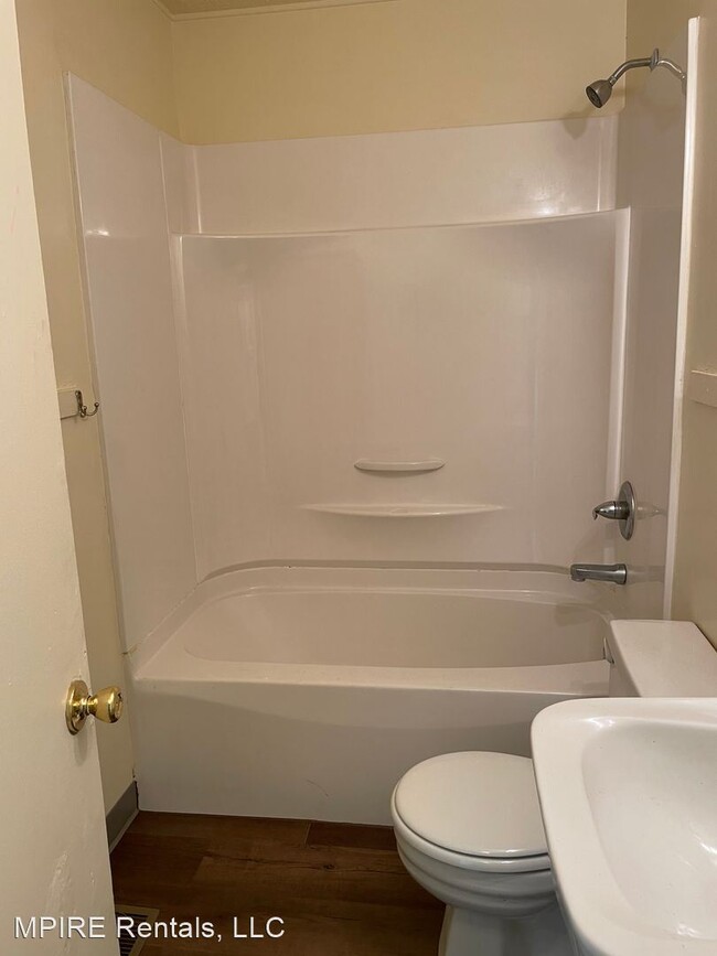 Foto del edificio - 3 br, 1 bath House - 2209 30th St.