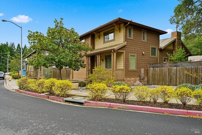 Foto del edificio - 155 Rosebud Ln