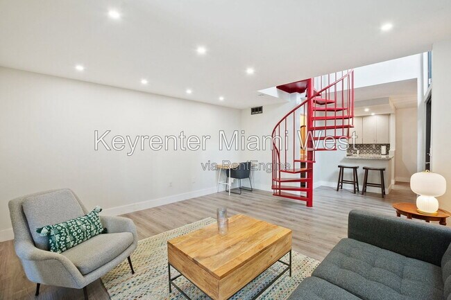 Foto del edificio - 3213 Bird Ave