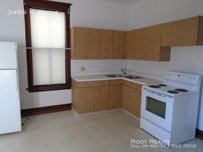 Foto del edificio - 3469 N Kedzie Ave