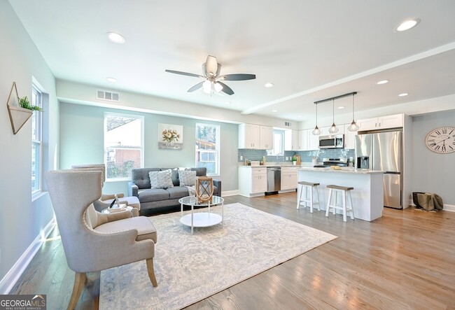 Building Photo - 1794 Tiger Flowers Dr NW