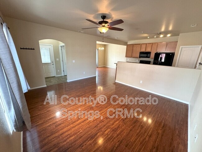 Building Photo - 4869 Pearl Kite View