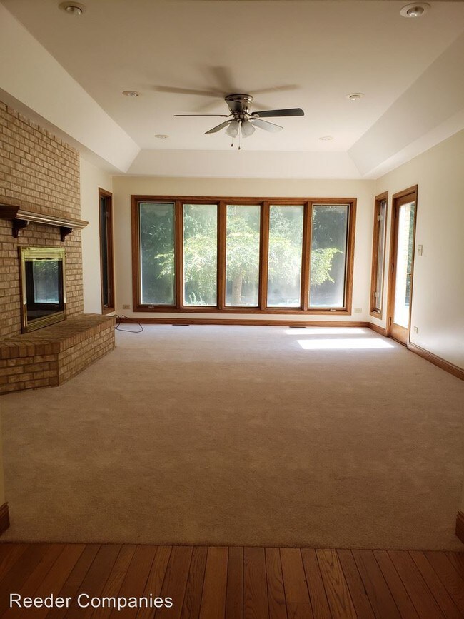 Building Photo - 4 br, 3.5 bath House - 1324 Inverness Ln