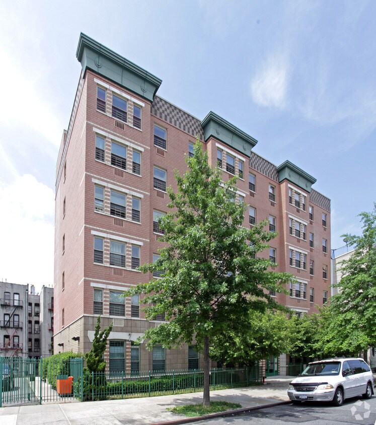 31 Schaefer St. - Schaeffer Apartments