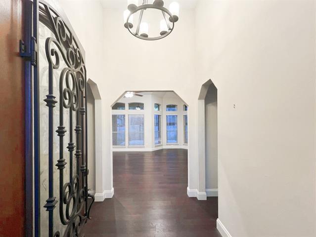 Building Photo - 2113 Aspenwood Dr N