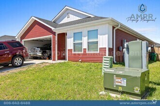 Building Photo - 17101 AR-102