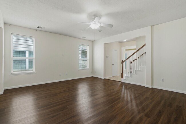 Building Photo - 19110 Walbrook Meadows Ln
