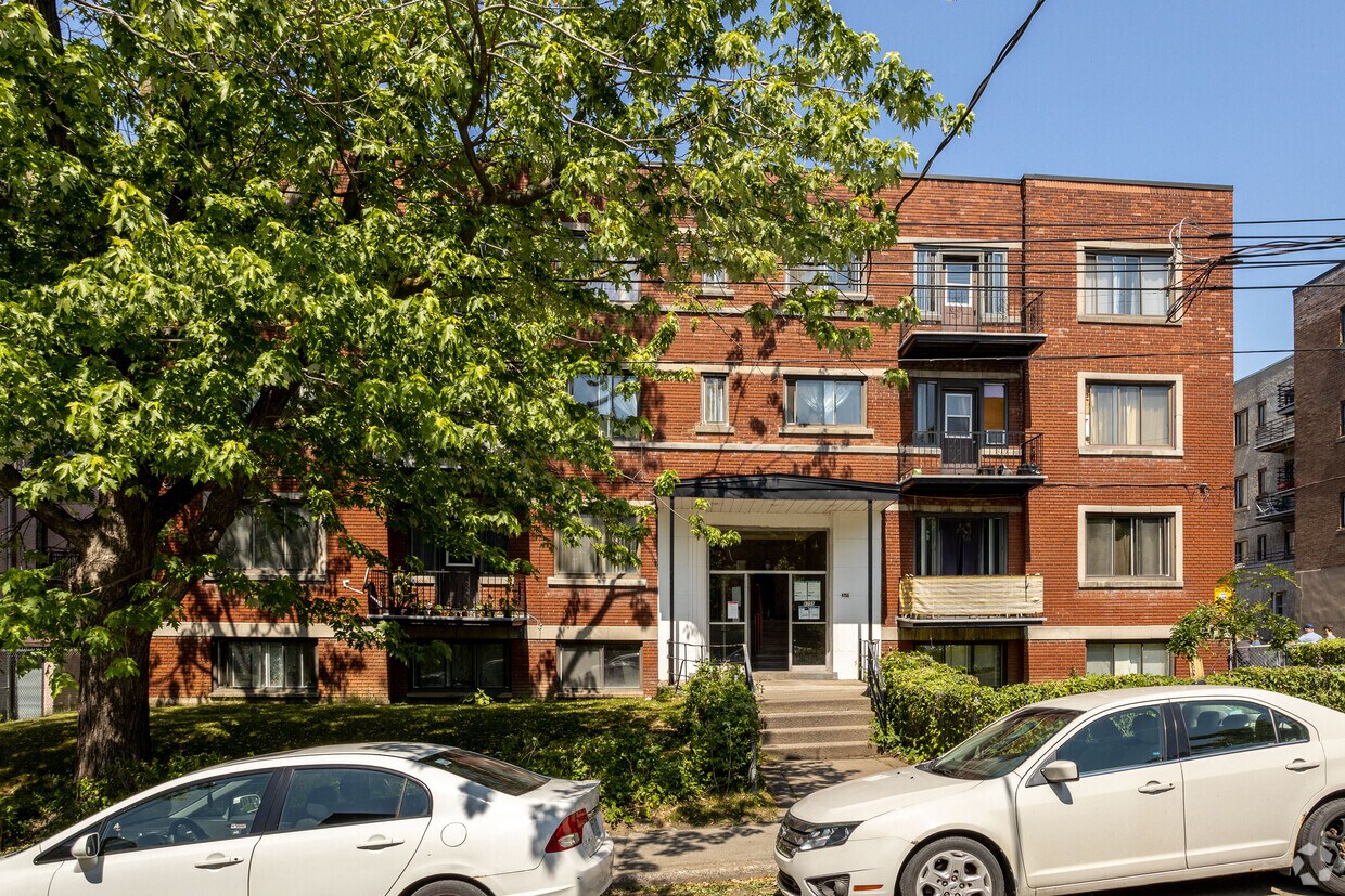Building Photo - 4255 Av Dupuis