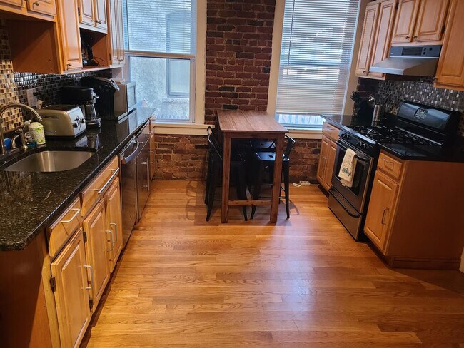 Foto del edificio - 155 Porter St