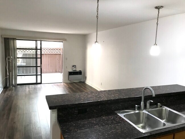 Foto del edificio - 10982 Roebling Ave