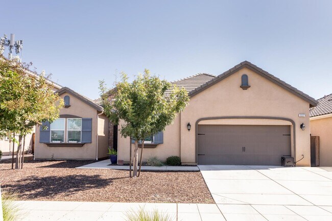 Foto del edificio - 2227 N Highland Ave