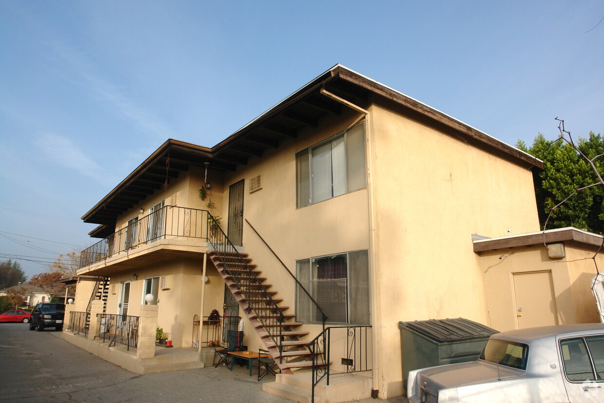 Building Photo - 5630 Fulcher Ave
