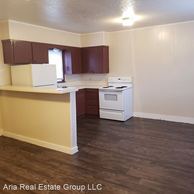 Building Photo - 1 br, 1 bath House - 1614 S. Green Ave B