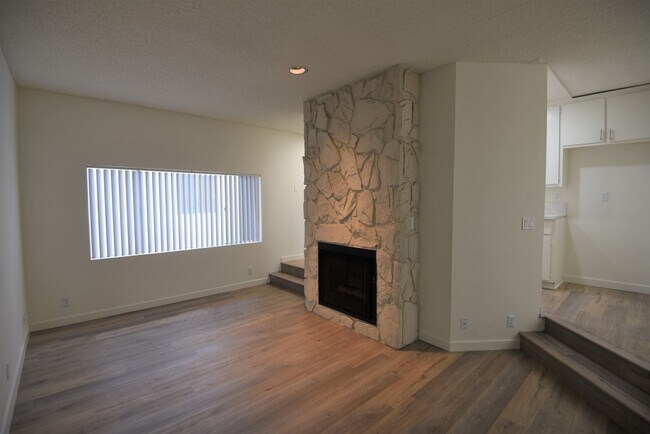 Foto del edificio - 11315 Moorpark St