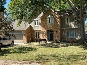 Building Photo - 453 Buckhorn Ct