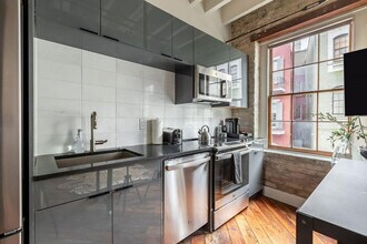 Building Photo - 315 Girod St