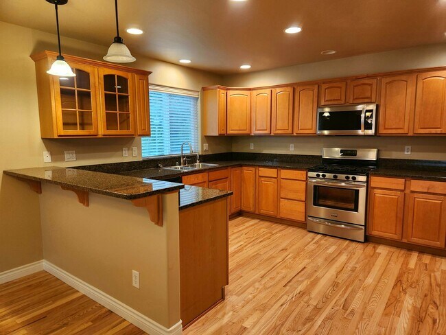 Foto del edificio - 1308 Parkstone Ln