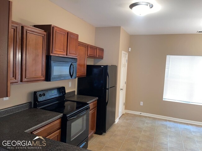 Building Photo - 1418 Knights Trail