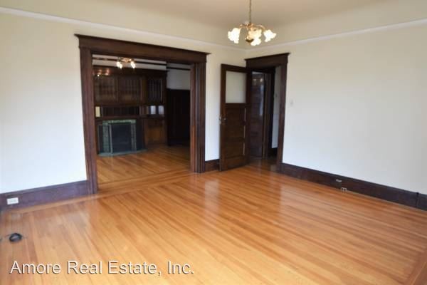 Building Photo - 408 Hugo St