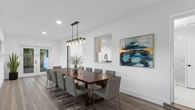 Foto del edificio - 256 NW 78th Ter