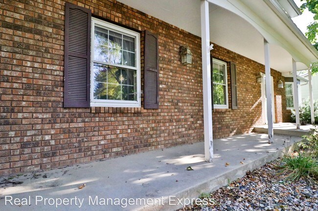 Building Photo - 5908 W 27th St
