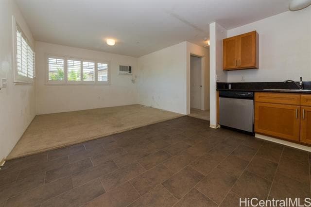 Building Photo - 91-1039-1039 Kamaaha Ave