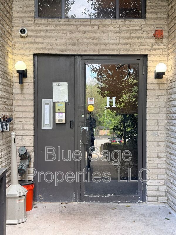 Foto del edificio - 400 Glendale Rd