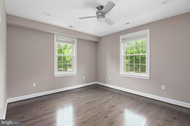 Building Photo - 2215 40th St NW