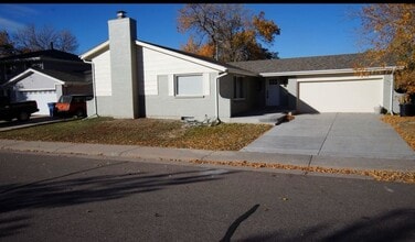Building Photo - 6252 S Ash Cir W