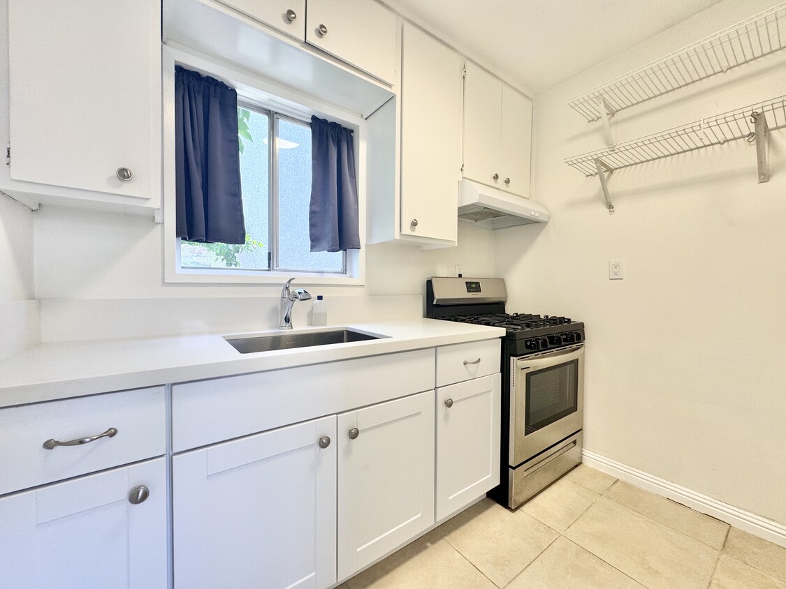 Foto principal - 5419 Harold Way