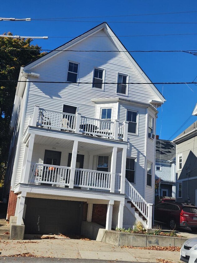 Primary Photo - 106 Governor St