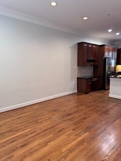 Building Photo - 2210 Mid Ln