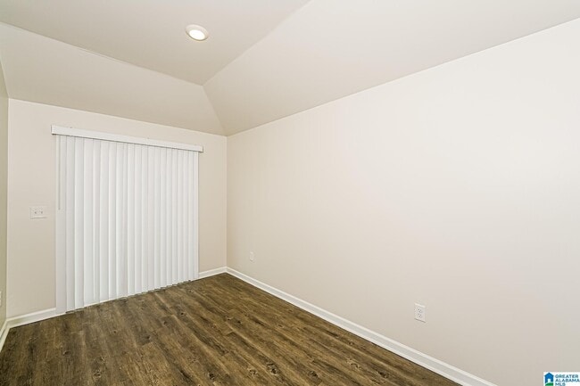 Foto del edificio - 148 Jonathan Dr