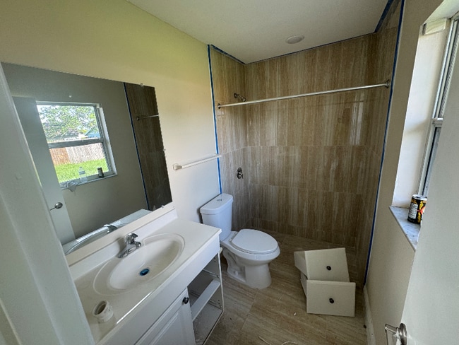Building Photo - 109 Zacalo Way