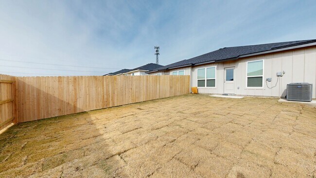 Building Photo - BRAND NEW DUPLEX AT THE PRESERVE!!!!