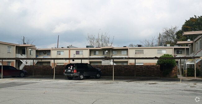 Foto del edificio - Kentwood Apartments