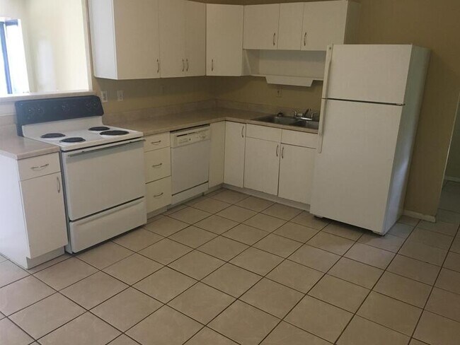 Building Photo - 4208 Angel Terrace