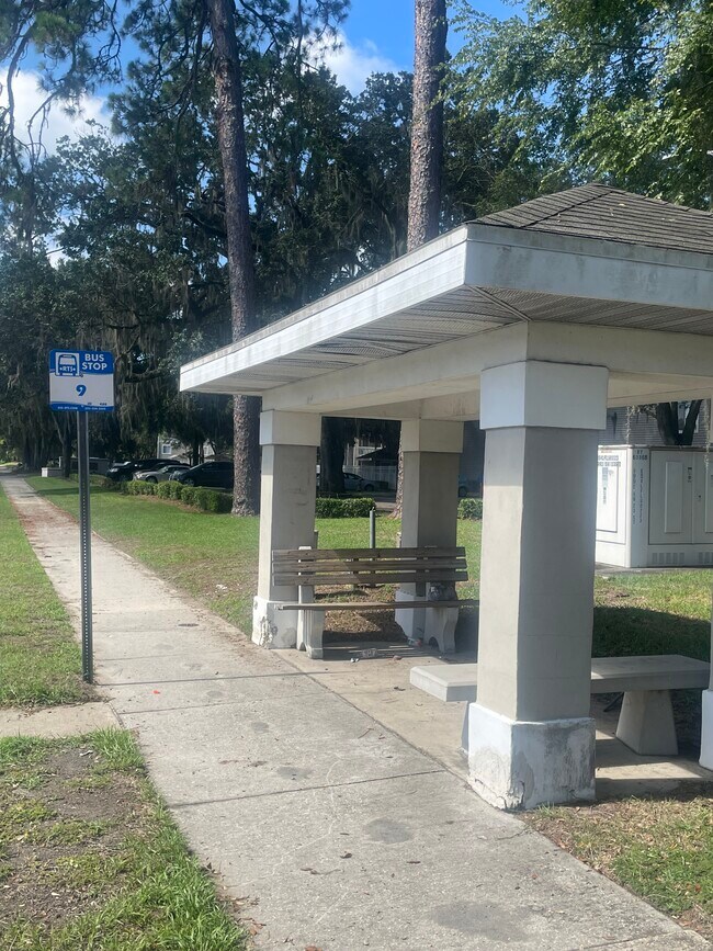 Foto del edificio - 4000 SW 23rd St