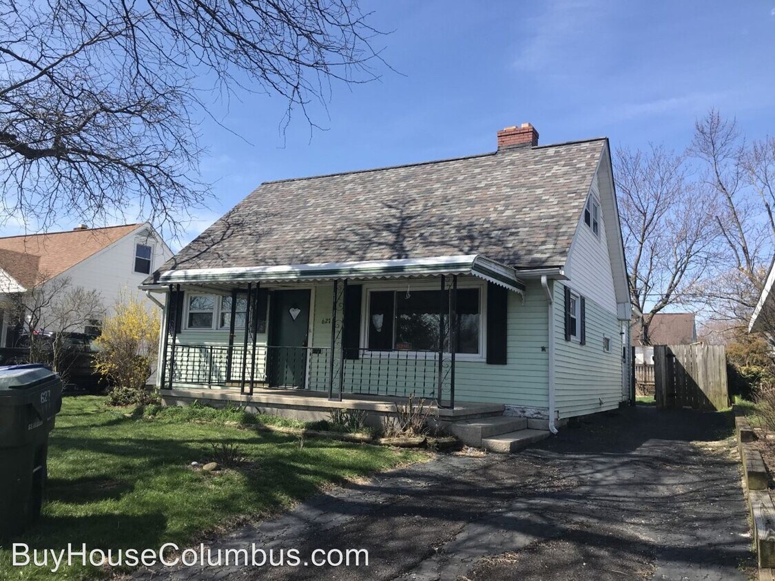 Foto principal - 3 br, 1 bath House - 627 Georgian Dr