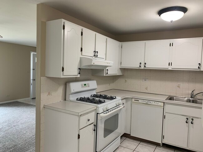 Foto del edificio - 1320 Yarmouth Ct