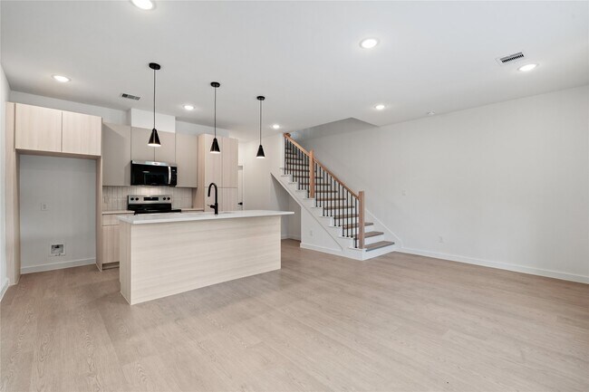 Foto del edificio - 1031 North Ln