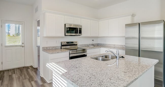 Building Photo - Beacon at Clinton Corners Rental Homes