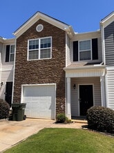 Building Photo - 31 Moorlyn Ln